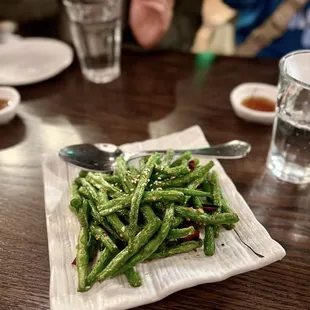 dry cooked green beans