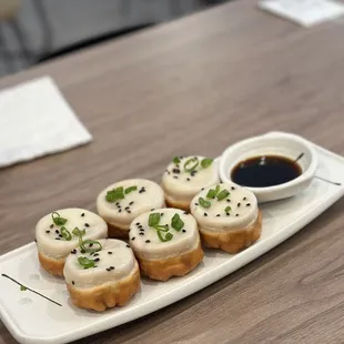 Pan-fried juicy pork bao