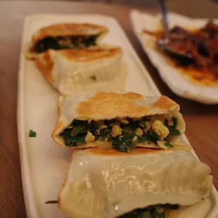 Dry Shrimp Egg &amp; Chives Pockets (2) / (2)