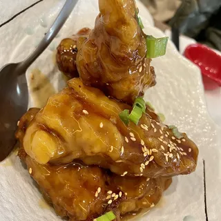 Dry Fried Chicken Wings /
