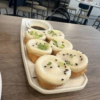 Juicy Chicken Bao (6) / (6)