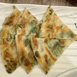 Green Onion Pancake /