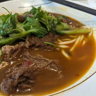 Braised Beef Brisket Noodle (Soup) / ()