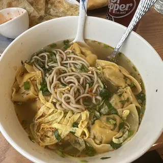 25. Chicken wonton soup