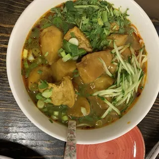 34.Curry chicken noodle soup