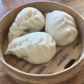 Seared Chicken Bao
