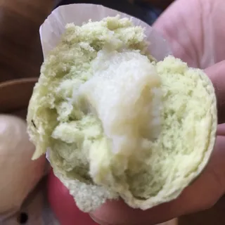 Green Tea & Milk Bun