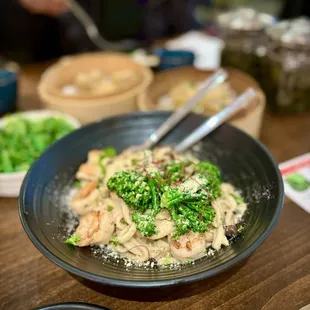 Shrimp Garlic Noodles