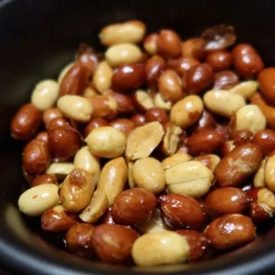 @stephie.ngos.food  truffle peanuts