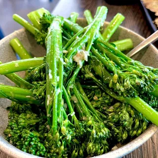 Wok-Seared Broccolini