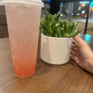 Strawberry Lychee Sparkling Water