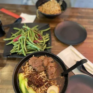 beef noodle, string beans, tan tan noodles