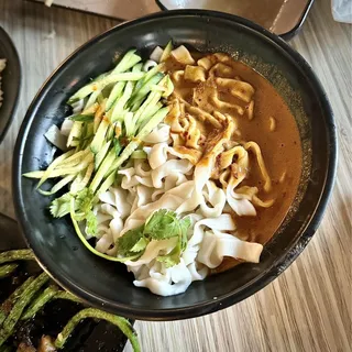 Vegan Sesame Sauce Noodle(Dry)(Has Peanut)(Mild Spicy) (Mild Spicy)