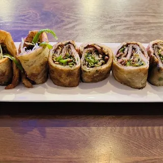 A14. Scallion Pancake Beef Roll W. Spicy Peppers