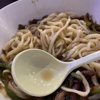 N1. Beef W. Long Horn Peppers Noodle Soup