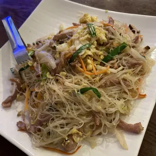 N7. Fuzhou Style Rice Noodles (Pork Egg Vegetables)