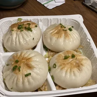 D8. Pan Fried Pork Buns Shanghai Style (4)