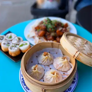 蟹粉小籠包 Crab &amp; Pork XLB | 4 pc - $10.99