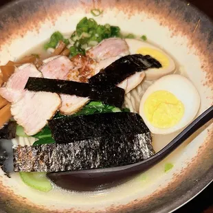 tonkatsu ramen