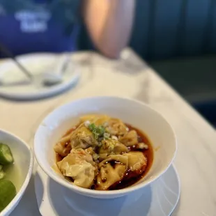 Wonton in Spicy Sauce