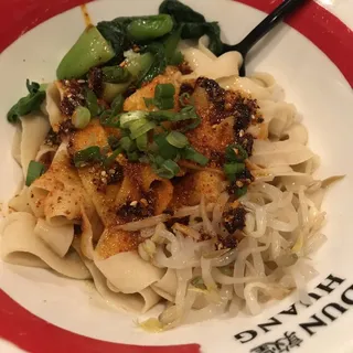 N4. Spicy Oil Spill Noodles