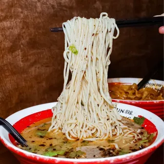 Pepper fragrant sesame noodles soup