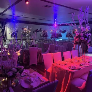 sushi and sashimi, interior