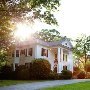 The Duncan Estate is a picturesque venue for any special occasion.  www.DuncanEstate.com, www.Facebook.com/Duncan.Estate.SC