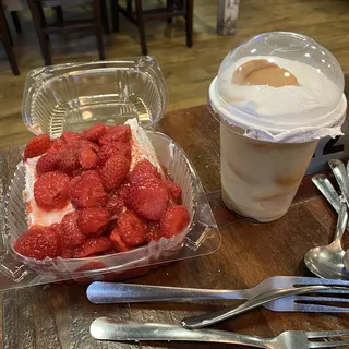 Sissys Strawberry Shortcake