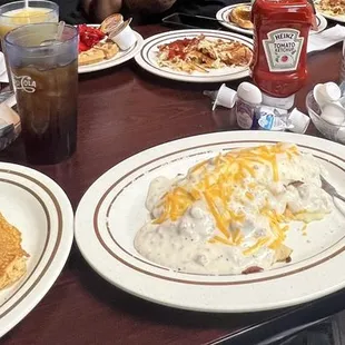 Skillet, pancakes, omelet