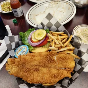 Fish sandwich