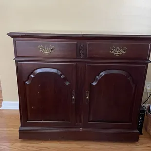Side board