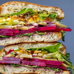 Pickled Beets Sandwich Photography: Jakob Layman
