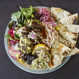 Meze Plate*