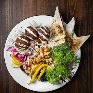 Hummus & Falafel Plate