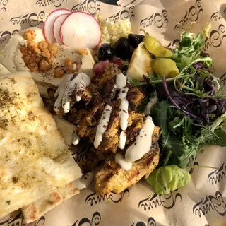 Hummus & Grilled Chicken Plate