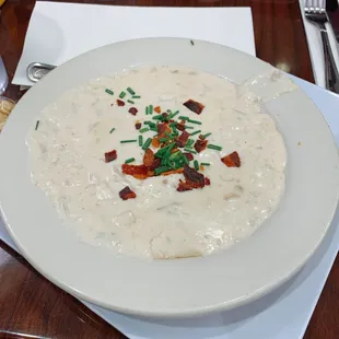 $10 clam chowder. Taste similar to Campbell soup.