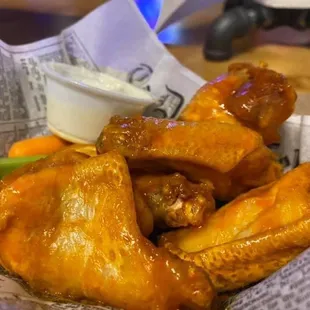 fried chicken wings, bbq wings, chicken, bbq chicken, chicken wings and fried chicken, chicken wings, poultry, fried chicken, food