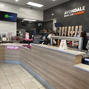 ustomers at the counter