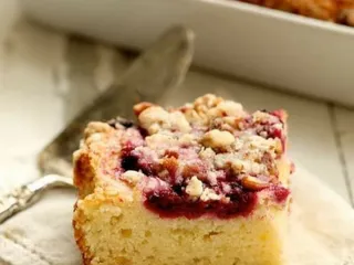 Daylight Donuts and Cafe