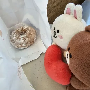 We got the last Powdered Sugar Donut!