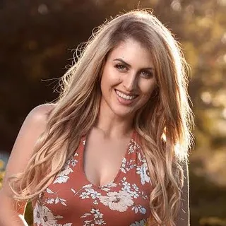 Laura H.