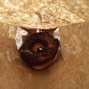 Con- Staff is so incompetent that bagging donuts is too much responsibility for them.  Pro- bad service= less unhealthy food.