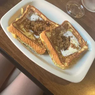 French toast with brown sugar
