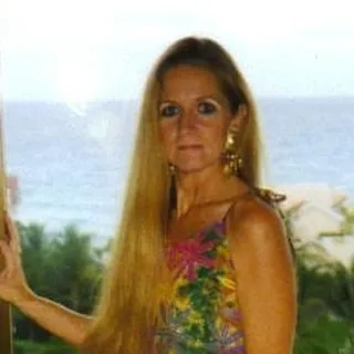 Anita R.