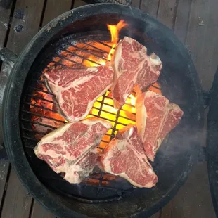 USDA PRIME PORTERHOUSE STEAKS