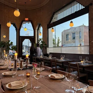 Community tables with beautiful decor