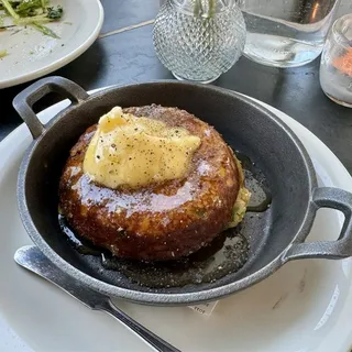 Edna's Sour-Milk Cornbread