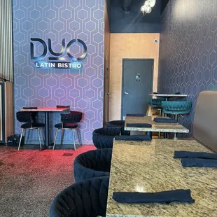 sushi and sashimi, interior