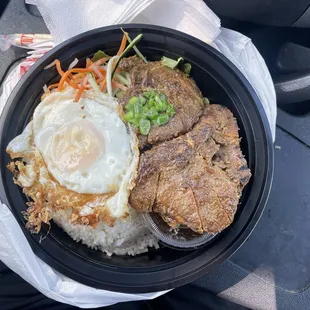 This is their Com Suong Thit Heo Nuong (rice with bbq pork ribs). Look how much meat they pack in there!! And the egg was over easy!